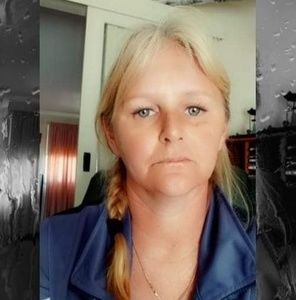 Meet your Posher, Simone